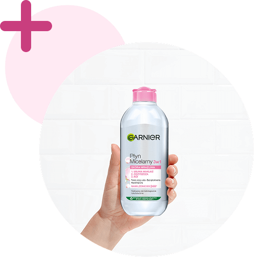 Ręka prezentująca płyn micelarny 3w1 do skóry wrażliwej od Garnier